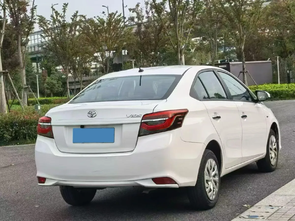 2022 Toyota Vios 1.5L 112HP L4 CVT,autocango,china used car exporter,china ev exporter,chinese used car exporter,chinese used ev exporter