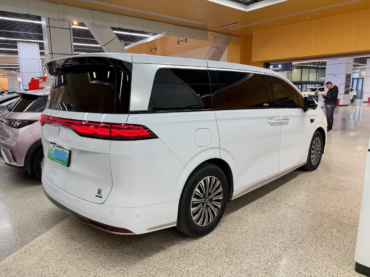 2025 BYD Xia 1.5T 156HP L4 E-CVT PHEV 20.39KWH,autocango,china used car exporter,china ev exporter,chinese used car exporter,chinese used ev exporter