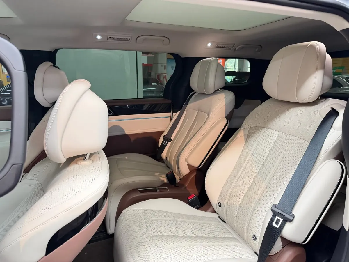 2025 BYD Xia 1.5T 156HP L4 E-CVT PHEV 20.39KWH,autocango,china used car exporter,china ev exporter,chinese used car exporter,chinese used ev exporter