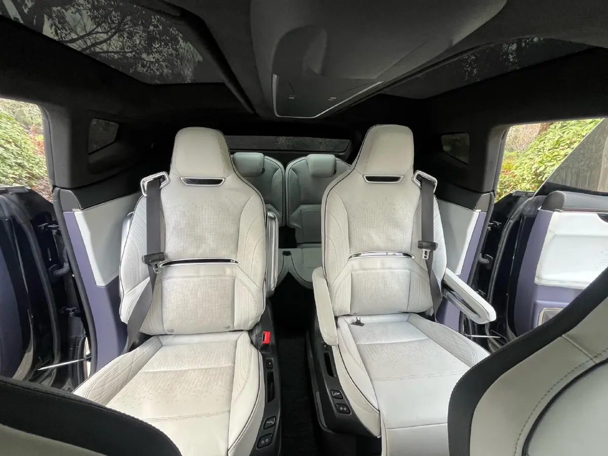 2021 HiPhi X BEV 97KWH,autocango,china used car exporter,china ev exporter,chinese used car exporter,chinese used ev exporter