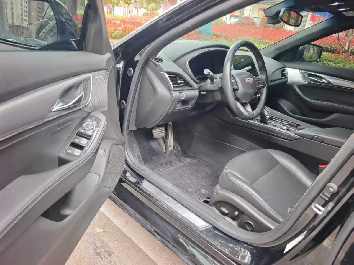 2022 Cadillac CT5 2.0T 237HP L4 10AT,autocango,china used car exporter,china ev exporter,chinese used car exporter,chinese used ev exporter