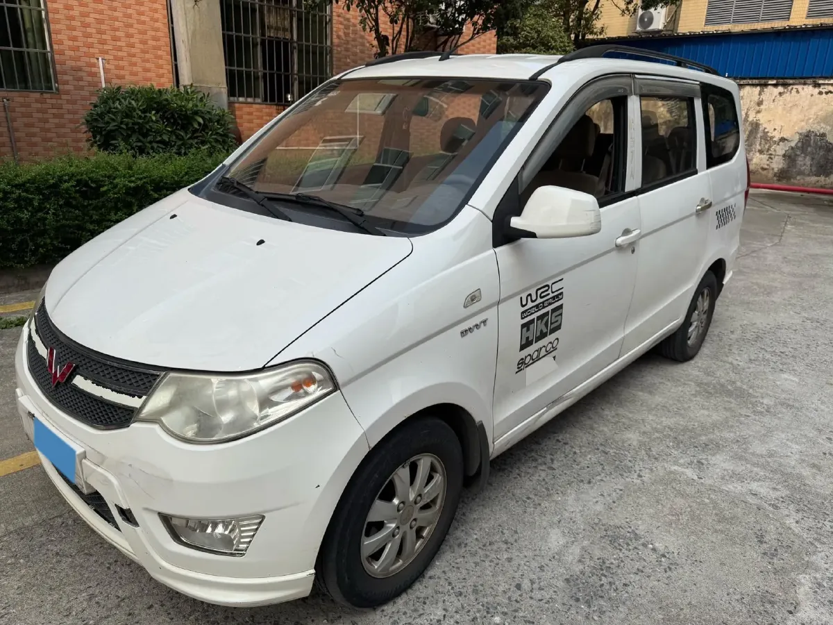 2016 WuLing HongGuang 1.5L 112HP L4 5MT,autocango,china used car exporter,china ev exporter,chinese used car exporter,chinese used ev exporter