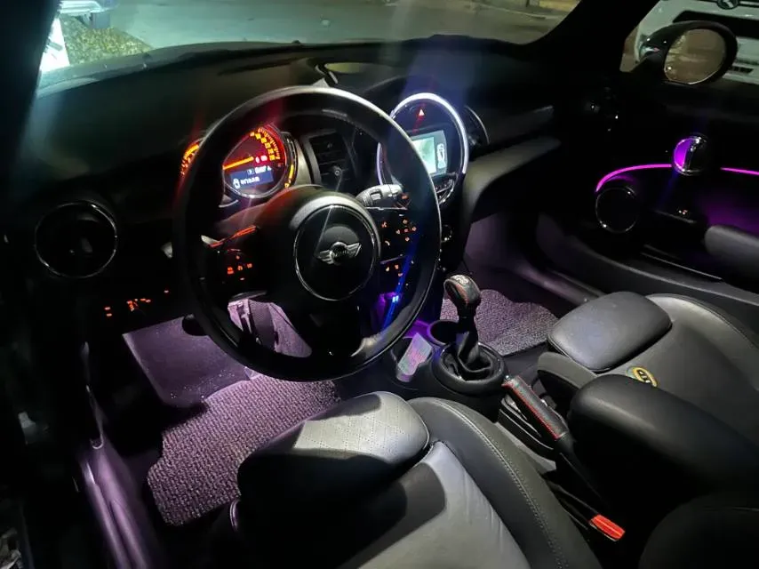 2017 MINI MINI 1.5T 136HP L3 6AT,autocango,china used car exporter,china ev exporter,chinese used car exporter,chinese used ev exporter