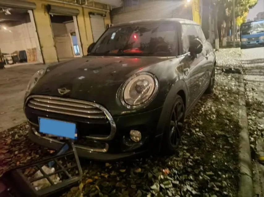 2017 MINI MINI 1.5T 136HP L3 6AT,autocango,china used car exporter,china ev exporter,chinese used car exporter,chinese used ev exporter