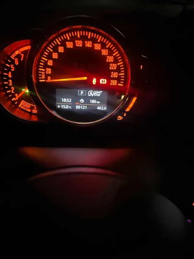 2017 MINI MINI 1.5T 136HP L3 6AT,autocango,china used car exporter,china ev exporter,chinese used car exporter,chinese used ev exporter