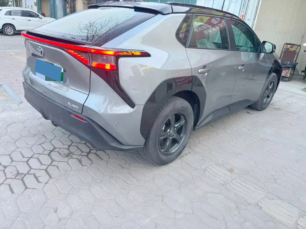 2022 Toyota bZ4X BEV 66.7KWH,autocango,china used car exporter,china ev exporter,chinese used car exporter,chinese used ev exporter