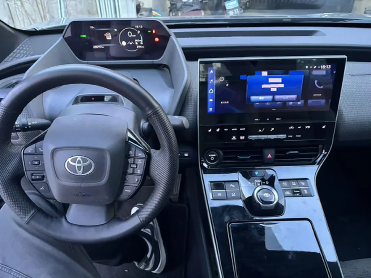 2022 Toyota bZ4X BEV 66.7KWH,autocango,china used car exporter,china ev exporter,chinese used car exporter,chinese used ev exporter