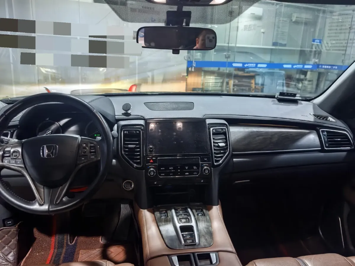 2020 Honda UR-V 2.0T 272HP L4 9AT,autocango,china used car exporter,china ev exporter,chinese used car exporter,chinese used ev exporter