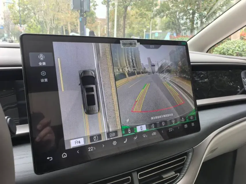 2022 Mercedes-Benz GLC Class 2.0T 197HP L4 9AT,autocango,china used car exporter,china ev exporter,chinese used car exporter,chinese used ev exporter