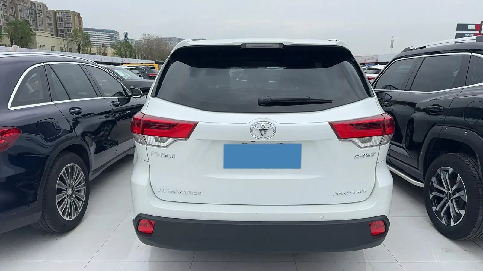 2021 Toyota Highlander 2.0T 220HP L4 6AT,autocango,china used car exporter,china ev exporter,chinese used car exporter,chinese used ev exporter