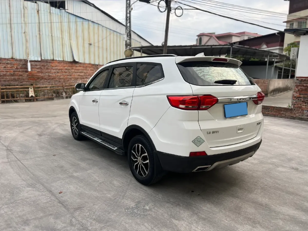 2016 LiFan MaiWei 1.5L 109HP L4 5MT,autocango,china used car exporter,china ev exporter,chinese used car exporter,chinese used ev exporter