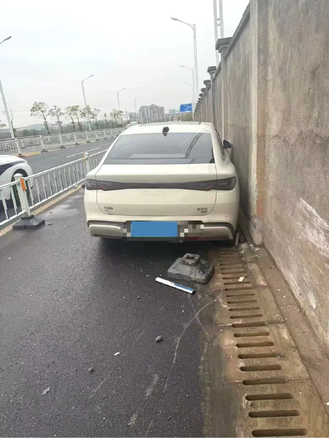 2025 BYD Seal 06 BEV,autocango,china used car exporter,china ev exporter,chinese used car exporter,chinese used ev exporter