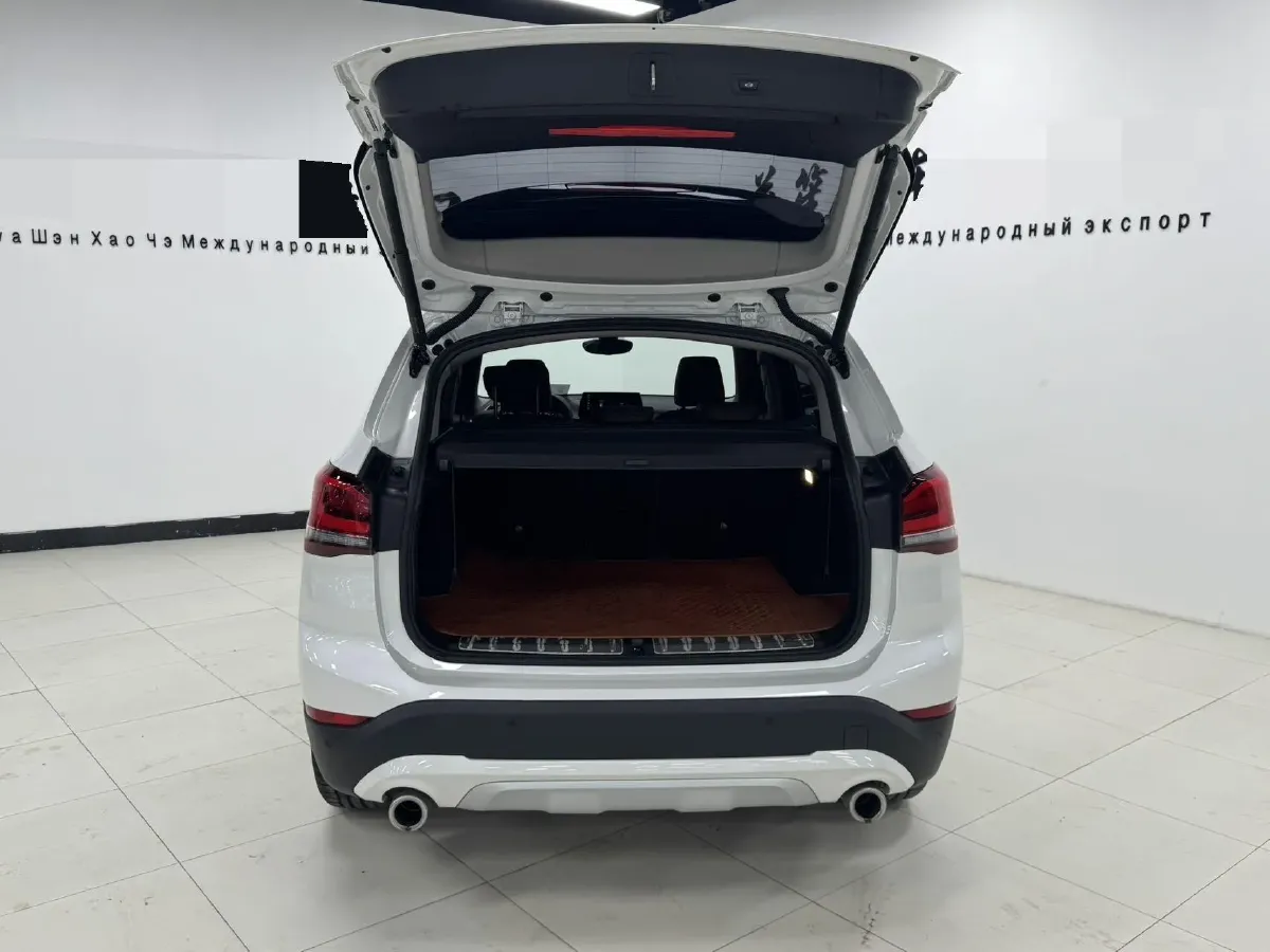 2022 BMW X1 1.5T 140HP L3 7DCT,autocango,china used car exporter,china ev exporter,chinese used car exporter,chinese used ev exporter