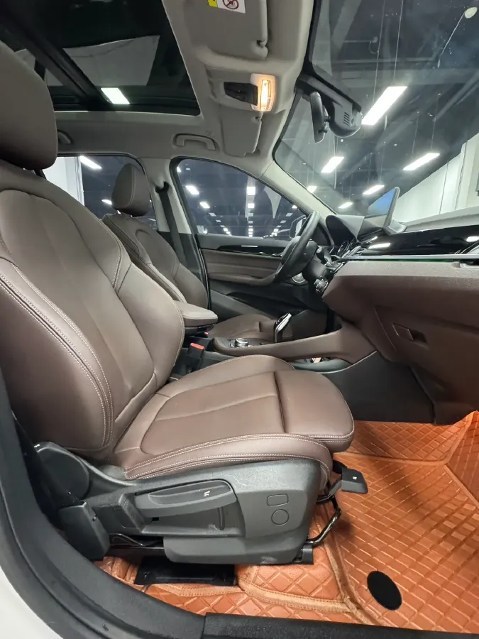 2022 BMW X1 1.5T 140HP L3 7DCT,autocango,china used car exporter,china ev exporter,chinese used car exporter,chinese used ev exporter