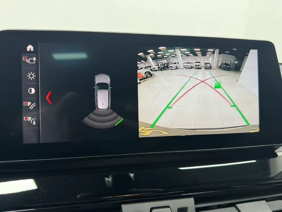 2022 BMW X1 1.5T 140HP L3 7DCT,autocango,china used car exporter,china ev exporter,chinese used car exporter,chinese used ev exporter