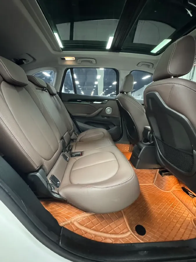 2022 BMW X1 1.5T 140HP L3 7DCT,autocango,china used car exporter,china ev exporter,chinese used car exporter,chinese used ev exporter