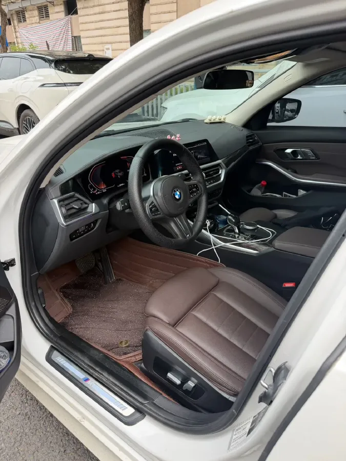 2020 BMW 3 Series 2.0T 184HP L4 8AT,autocango,china used car exporter,china ev exporter,chinese used car exporter,chinese used ev exporter