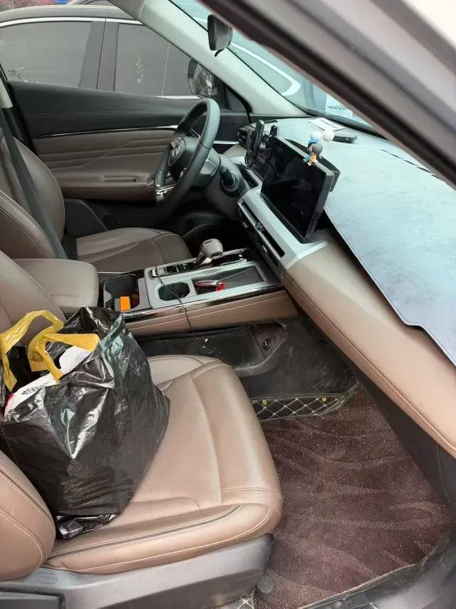 2024 GAC Trumpchi GS4 1.5T 177HP L4 7DCT,autocango,china used car exporter,china ev exporter,chinese used car exporter,chinese used ev exporter