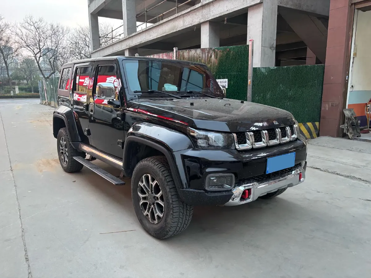 2020 Beijing BJ40 2.0T 224HP L4 8AT,autocango,china used car exporter,china ev exporter,chinese used car exporter,chinese used ev exporter