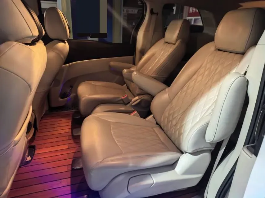 2021 Buick GL8 2.0T 237HP L4 9AT,autocango,china used car exporter,china ev exporter,chinese used car exporter,chinese used ev exporter