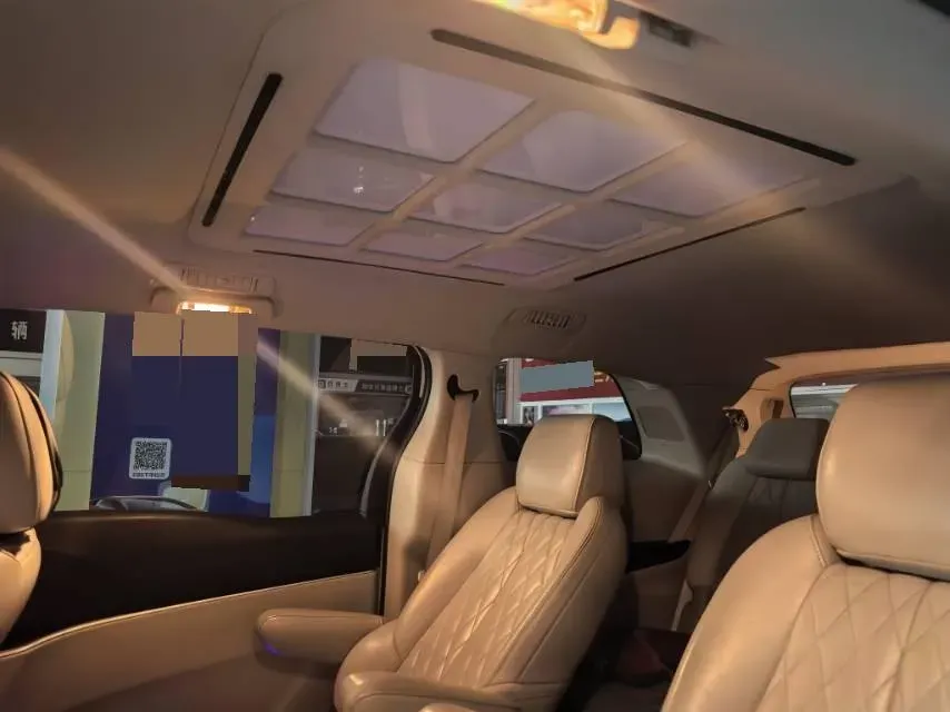 2021 Buick GL8 2.0T 237HP L4 9AT,autocango,china used car exporter,china ev exporter,chinese used car exporter,chinese used ev exporter