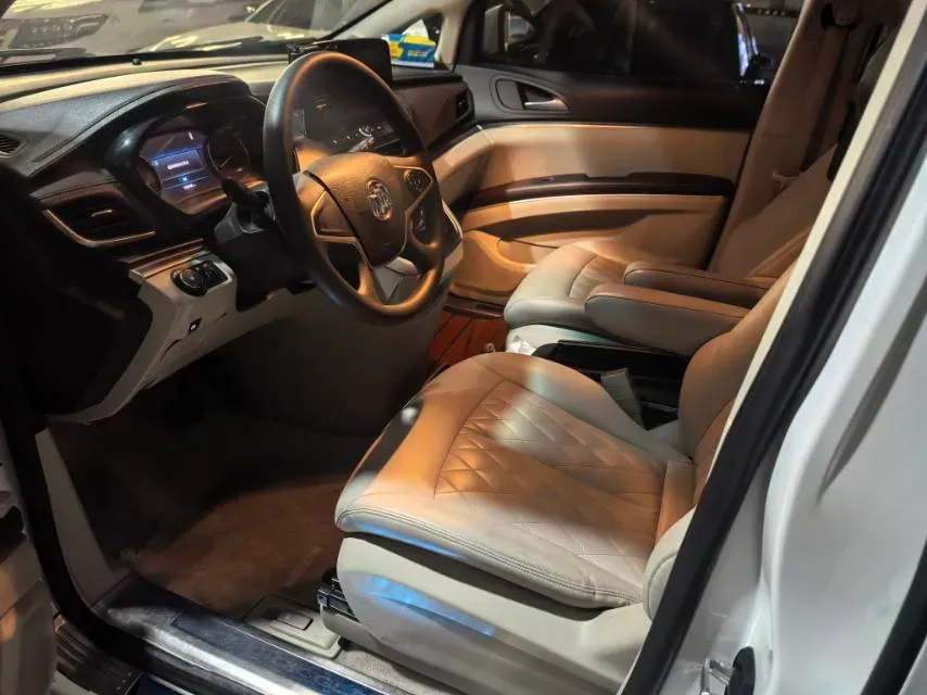 2021 Buick GL8 2.0T 237HP L4 9AT,autocango,china used car exporter,china ev exporter,chinese used car exporter,chinese used ev exporter