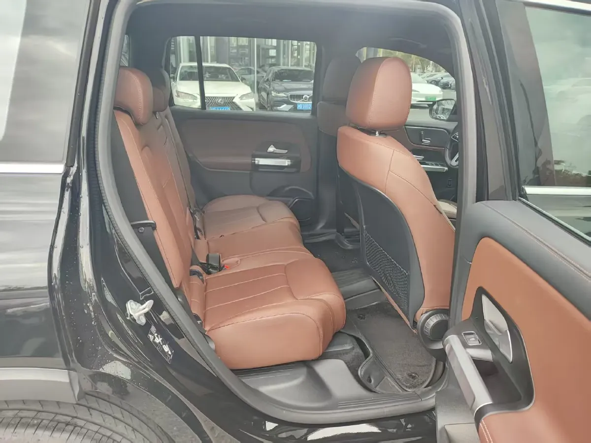 2022 Mercedes-Benz GLB Class 2.0T 190HP L4 8DCT,autocango,china used car exporter,china ev exporter,chinese used car exporter,chinese used ev exporter