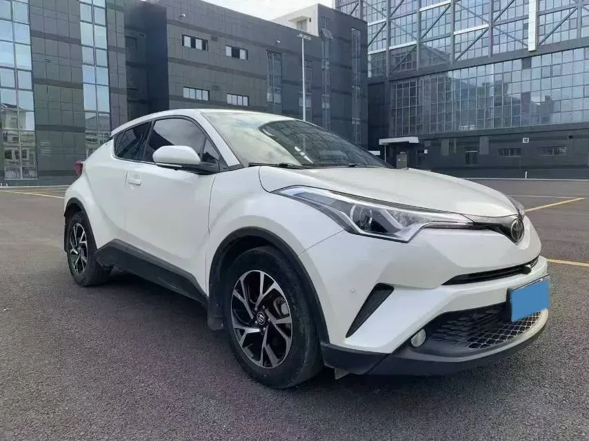2018 Toyota C-HR 2.0L 171HP L4 CVT,autocango,china used car exporter,china ev exporter,chinese used car exporter,chinese used ev exporter