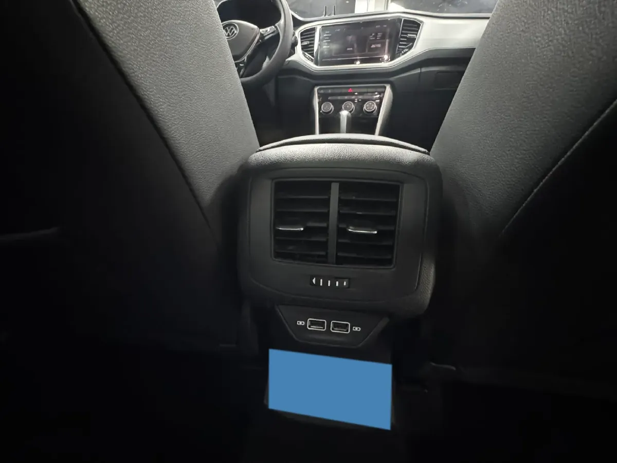 2022 Volkswagen T-Roc 1.4T 150HP L4 7DCT,autocango,china used car exporter,china ev exporter,chinese used car exporter,chinese used ev exporter