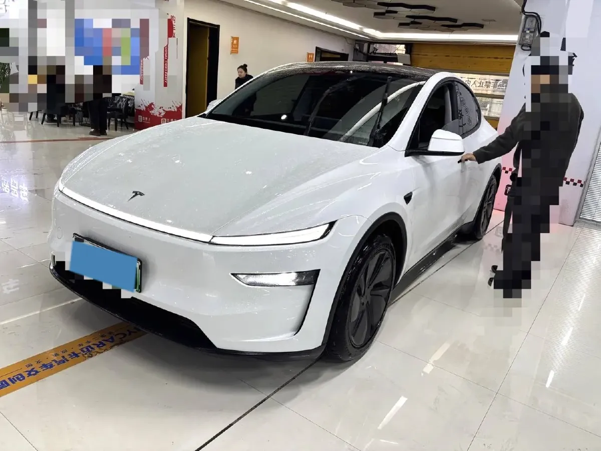 2025 Tesla Model Y BEV 78.4KWH,autocango,china used car exporter,china ev exporter,chinese used car exporter,chinese used ev exporter