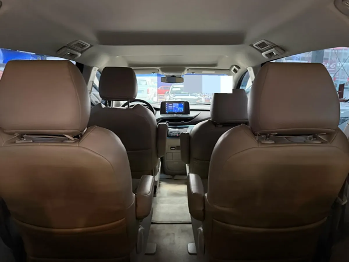 2021 Buick GL8 2.0T 237HP L4 9AT,autocango,china used car exporter,china ev exporter,chinese used car exporter,chinese used ev exporter