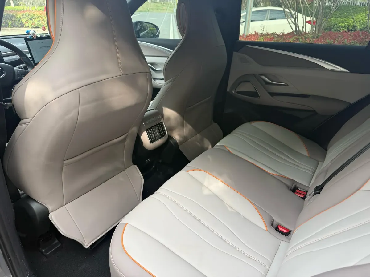 2024 BYD Song Pro 1.5L 110HP L4 E-CVT PHEV 12.9KWH,autocango,china used car exporter,china ev exporter,chinese used car exporter,chinese used ev exporter