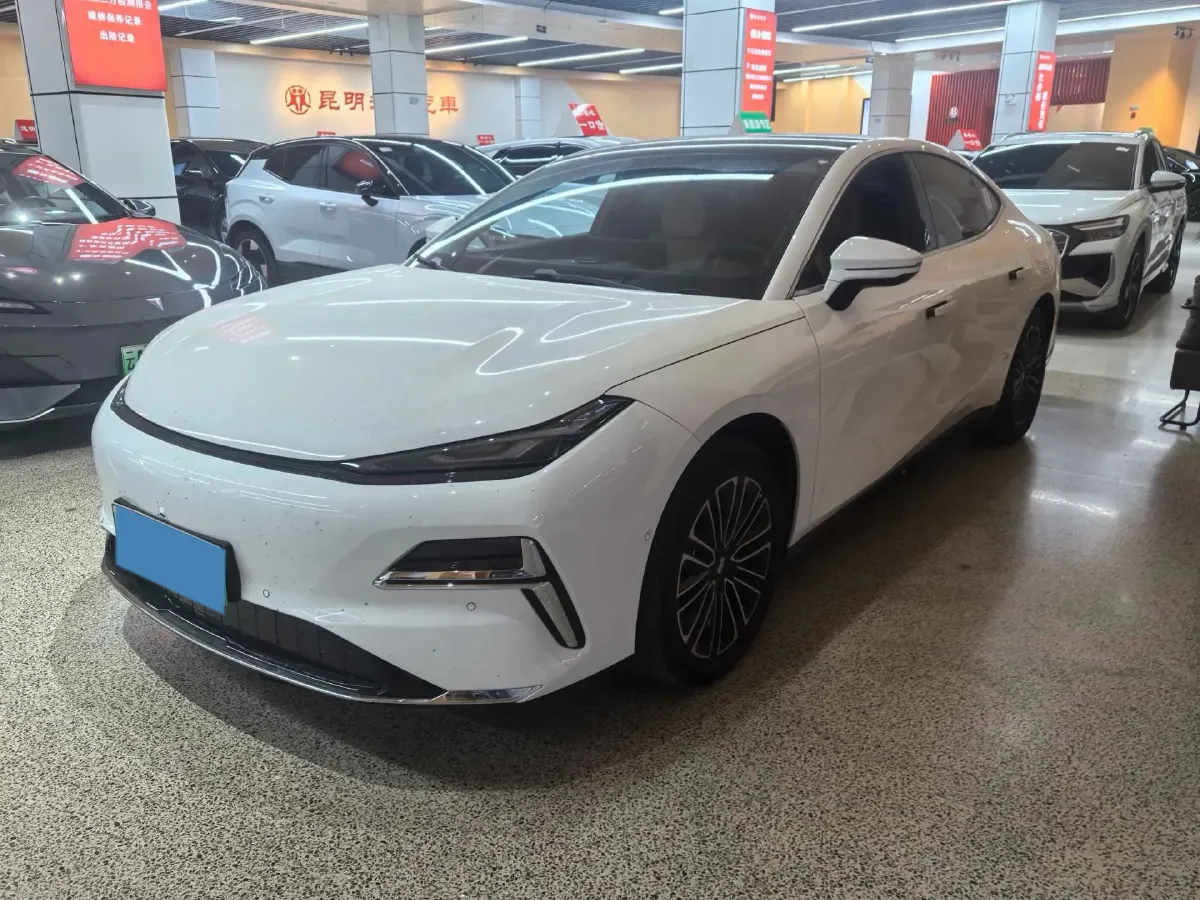 2025 Geely Galaxy Starshine 8 1.5L 112HP L4 1DHT PHEV,autocango,china used car exporter,china ev exporter,chinese used car exporter,chinese used ev exporter