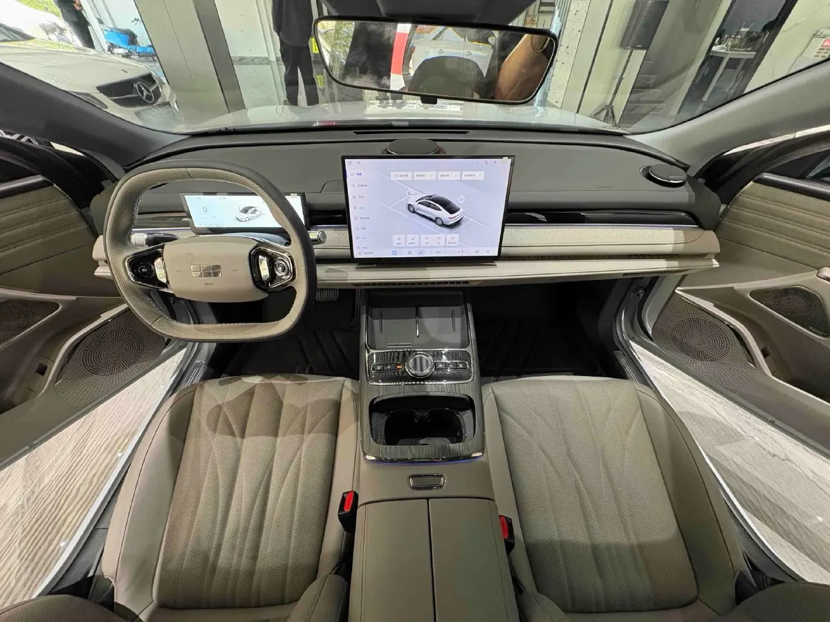 2025 Geely Galaxy Starshine 8 1.5L 112HP L4 1DHT PHEV,autocango,china used car exporter,china ev exporter,chinese used car exporter,chinese used ev exporter