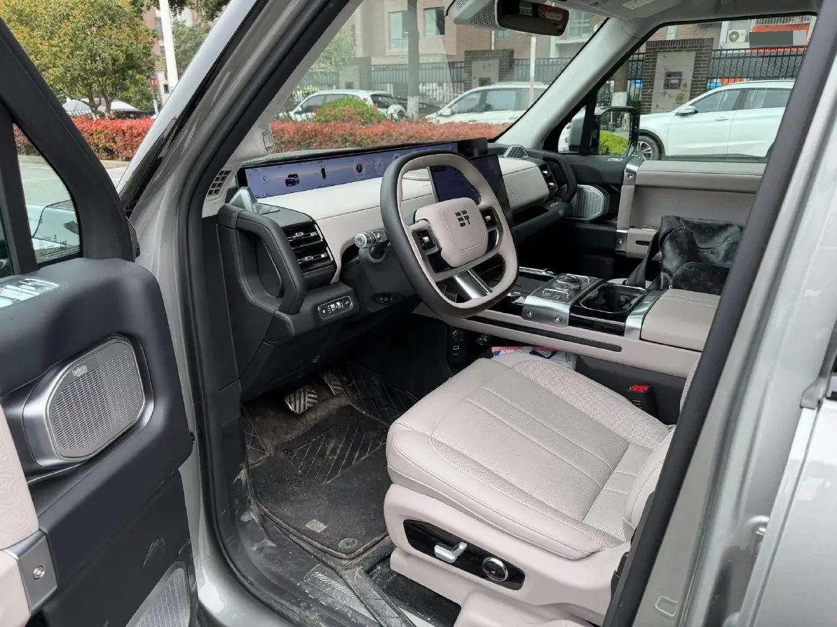 2025 Jetour Zongheng G700 2.0T 211HP L4 2DHT PHEV,autocango,china used car exporter,china ev exporter,chinese used car exporter,chinese used ev exporter