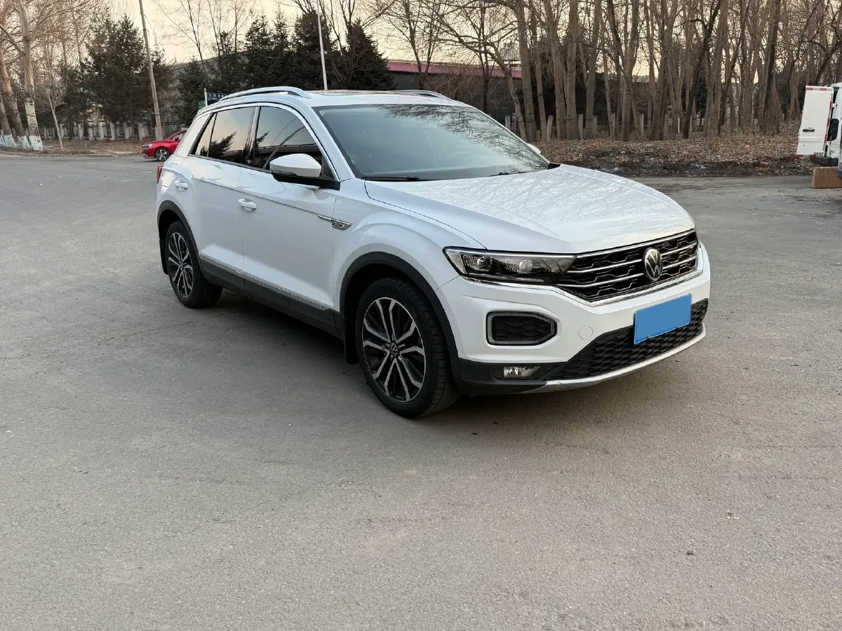 2021 Volkswagen T-Roc 1.4T 150HP L4 7DCT,autocango,china used car exporter,china ev exporter,chinese used car exporter,chinese used ev exporter