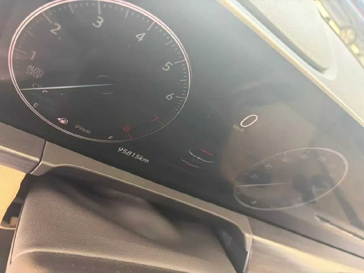 2022 Buick GL8 2.0T 237HP L4 9AT,autocango,china used car exporter,china ev exporter,chinese used car exporter,chinese used ev exporter