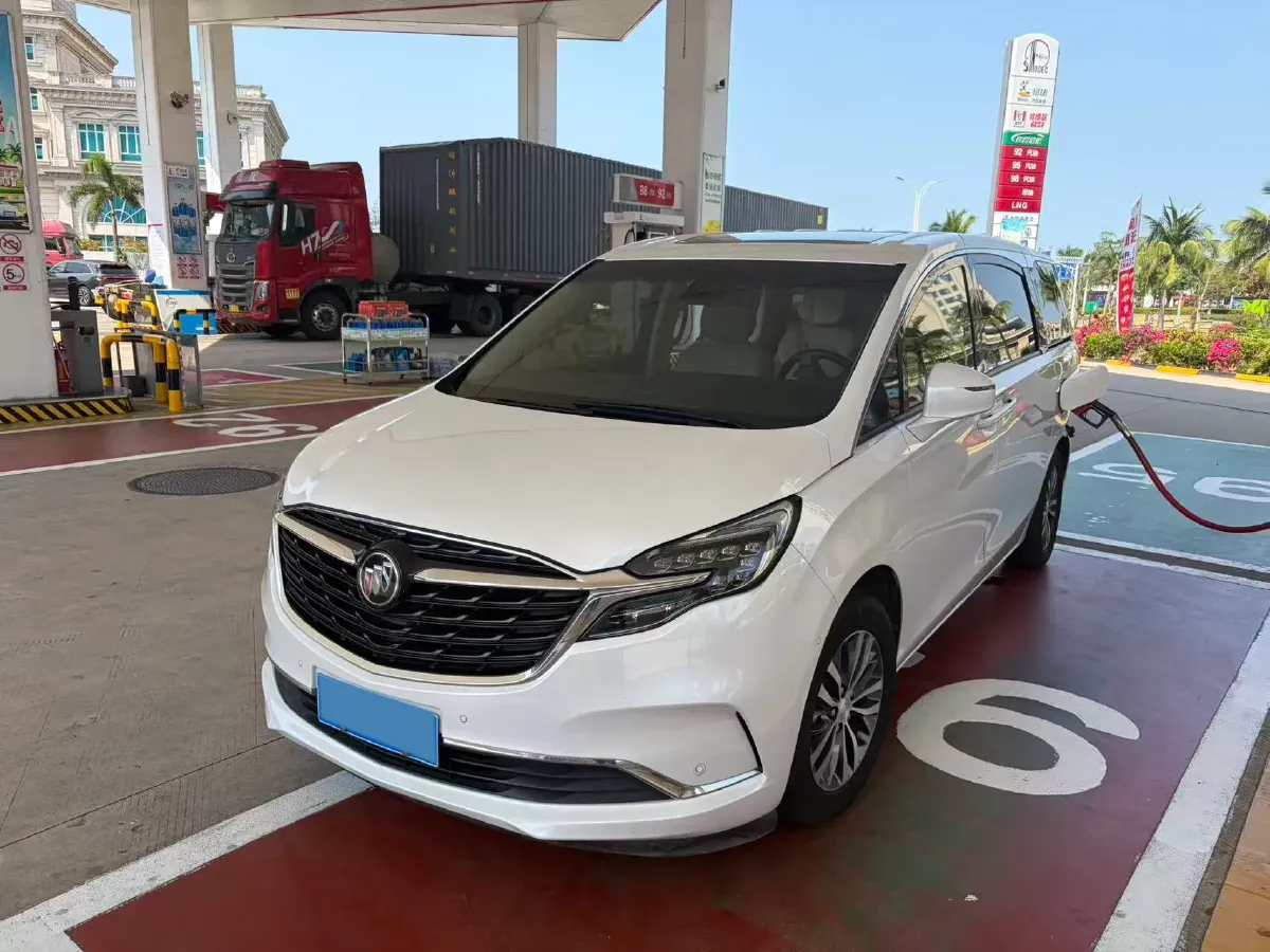 2022 Buick GL8 2.0T 237HP L4 9AT,autocango,china used car exporter,china ev exporter,chinese used car exporter,chinese used ev exporter