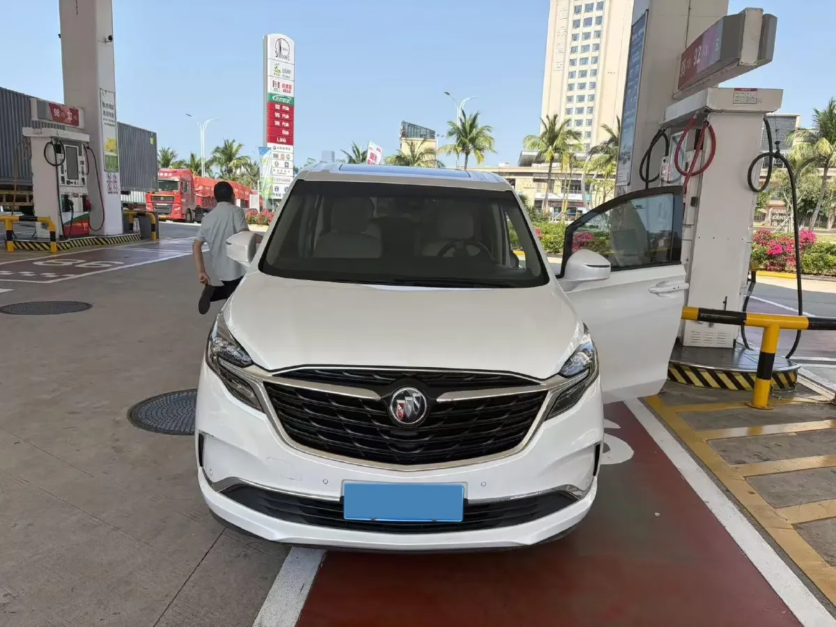 2022 Buick GL8 2.0T 237HP L4 9AT,autocango,china used car exporter,china ev exporter,chinese used car exporter,chinese used ev exporter