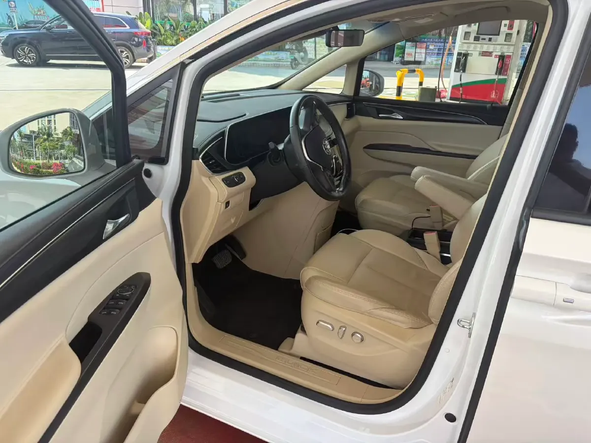 2022 Buick GL8 2.0T 237HP L4 9AT,autocango,china used car exporter,china ev exporter,chinese used car exporter,chinese used ev exporter