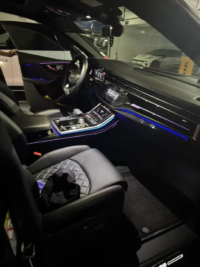 2019 Audi Q8 3.0T 340HP V6 8AT,autocango,china used car exporter,china ev exporter,chinese used car exporter,chinese used ev exporter