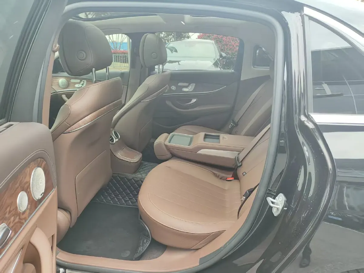 2023 Mercedes-Benz E Class 2.0T 258HP L4 9AT,autocango,china used car exporter,china ev exporter,chinese used car exporter,chinese used ev exporter