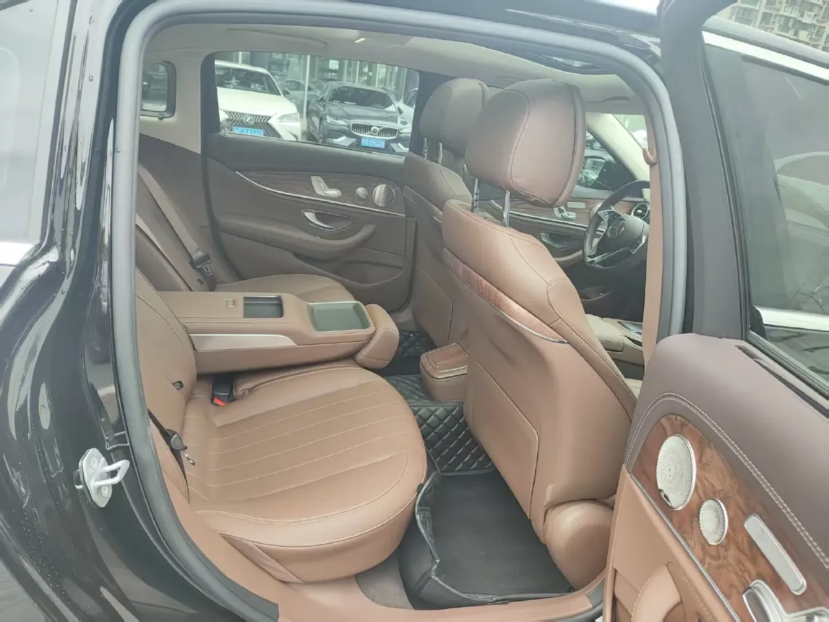 2023 Mercedes-Benz E Class 2.0T 258HP L4 9AT,autocango,china used car exporter,china ev exporter,chinese used car exporter,chinese used ev exporter