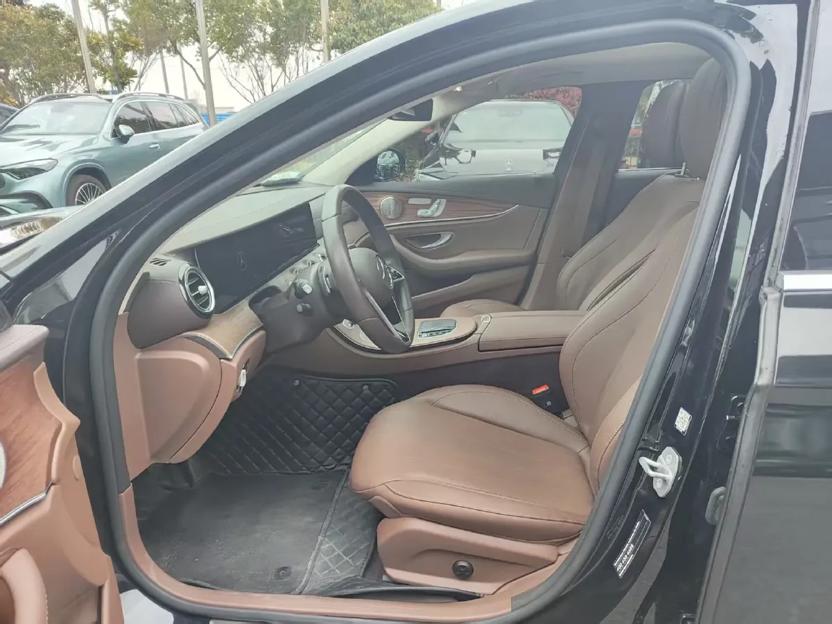 2023 Mercedes-Benz E Class 2.0T 258HP L4 9AT,autocango,china used car exporter,china ev exporter,chinese used car exporter,chinese used ev exporter