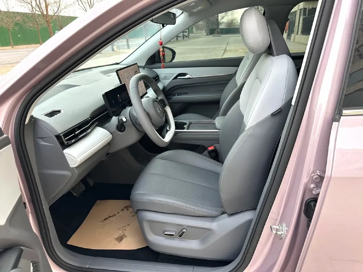 2025 Bestune YueYi 03 BEV 61.47KWH,autocango,china used car exporter,china ev exporter,chinese used car exporter,chinese used ev exporter