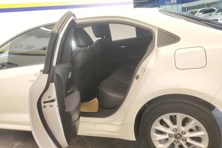 2021 Toyota Corolla 1.2T 116HP L4 CVT,autocango,china used car exporter,china ev exporter,chinese used car exporter,chinese used ev exporter