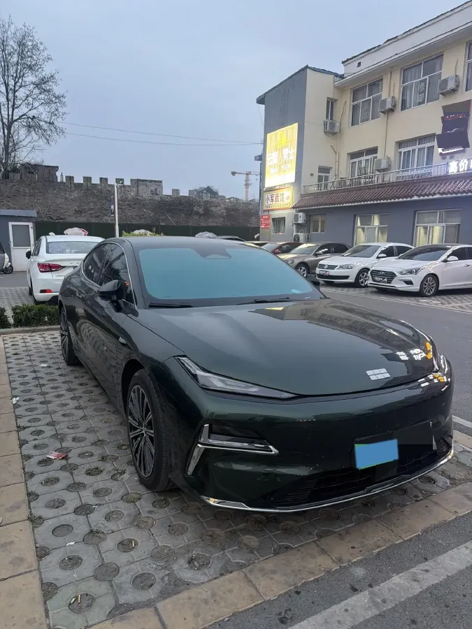 2025 Geely Galaxy Starshine 8 1.5L 112HP L4 1DHT PHEV,autocango,china used car exporter,china ev exporter,chinese used car exporter,chinese used ev exporter