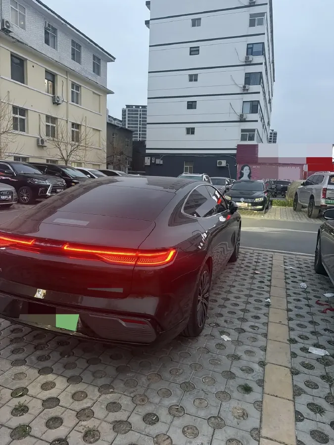 2025 Geely Galaxy Starshine 8 1.5L 112HP L4 1DHT PHEV,autocango,china used car exporter,china ev exporter,chinese used car exporter,chinese used ev exporter