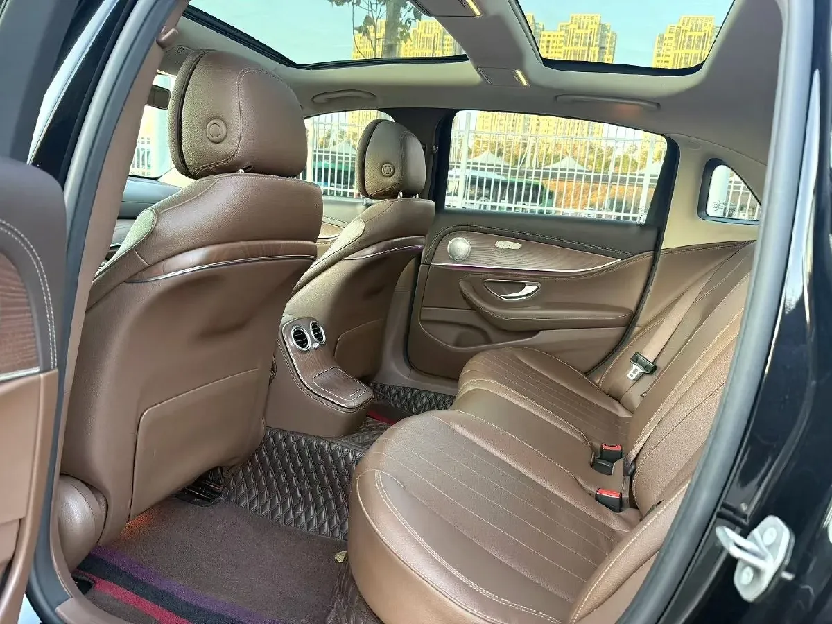 2021 Mercedes-Benz E Class 1.5T 184HP L4 9AT,autocango,china used car exporter,china ev exporter,chinese used car exporter,chinese used ev exporter