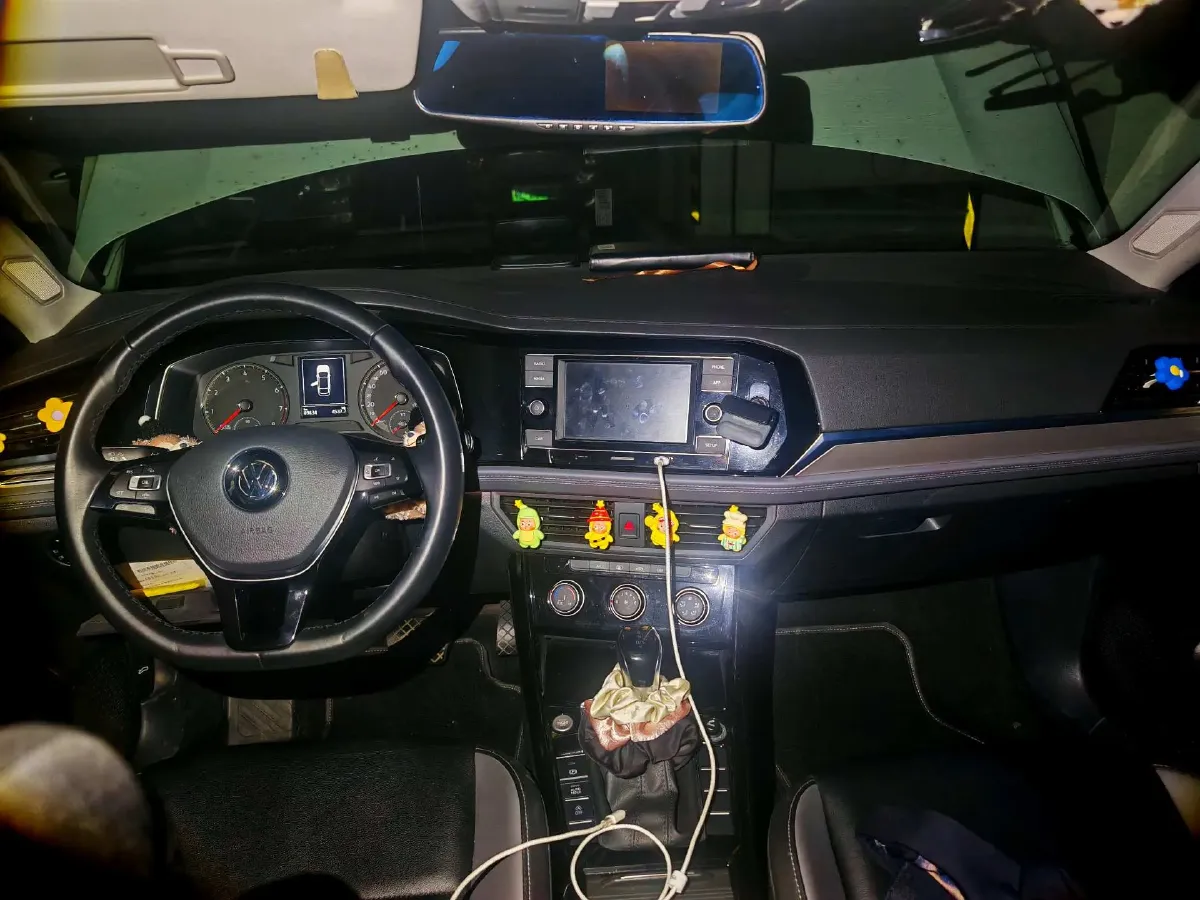 2019 Jeep Renegade 1.3T 173HP L4 7DCT,autocango,china used car exporter,china ev exporter,chinese used car exporter,chinese used ev exporter